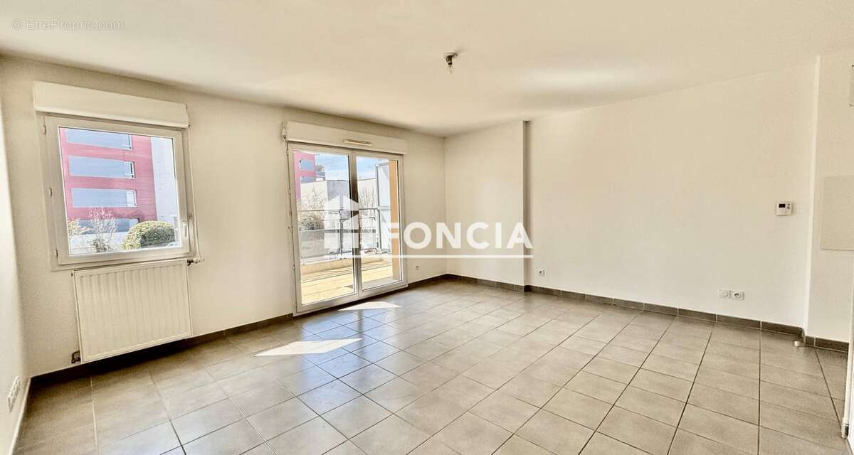 Appartement à CRAPONNE