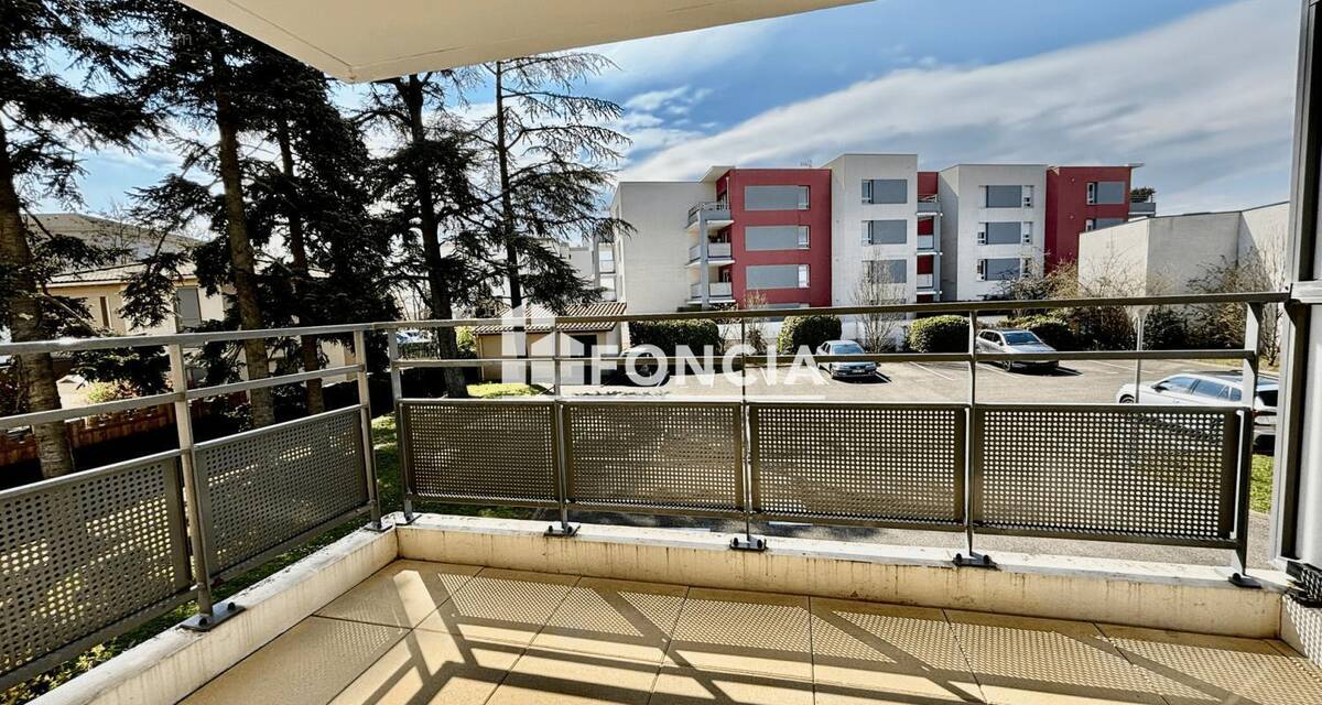 Appartement à CRAPONNE