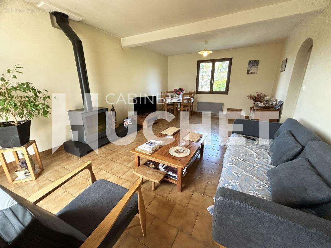 Maison à AMFREVILLE