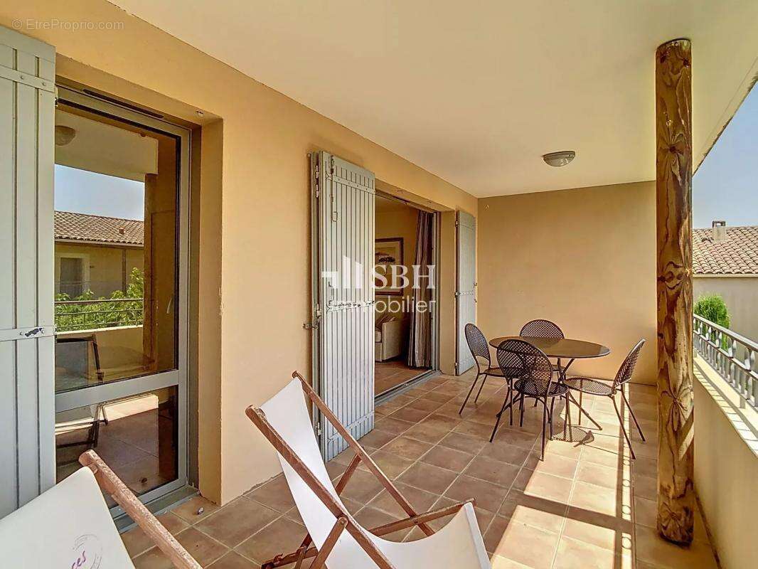 Appartement à SAUMANE-DE-VAUCLUSE