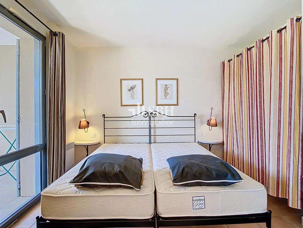 Appartement à SAUMANE-DE-VAUCLUSE