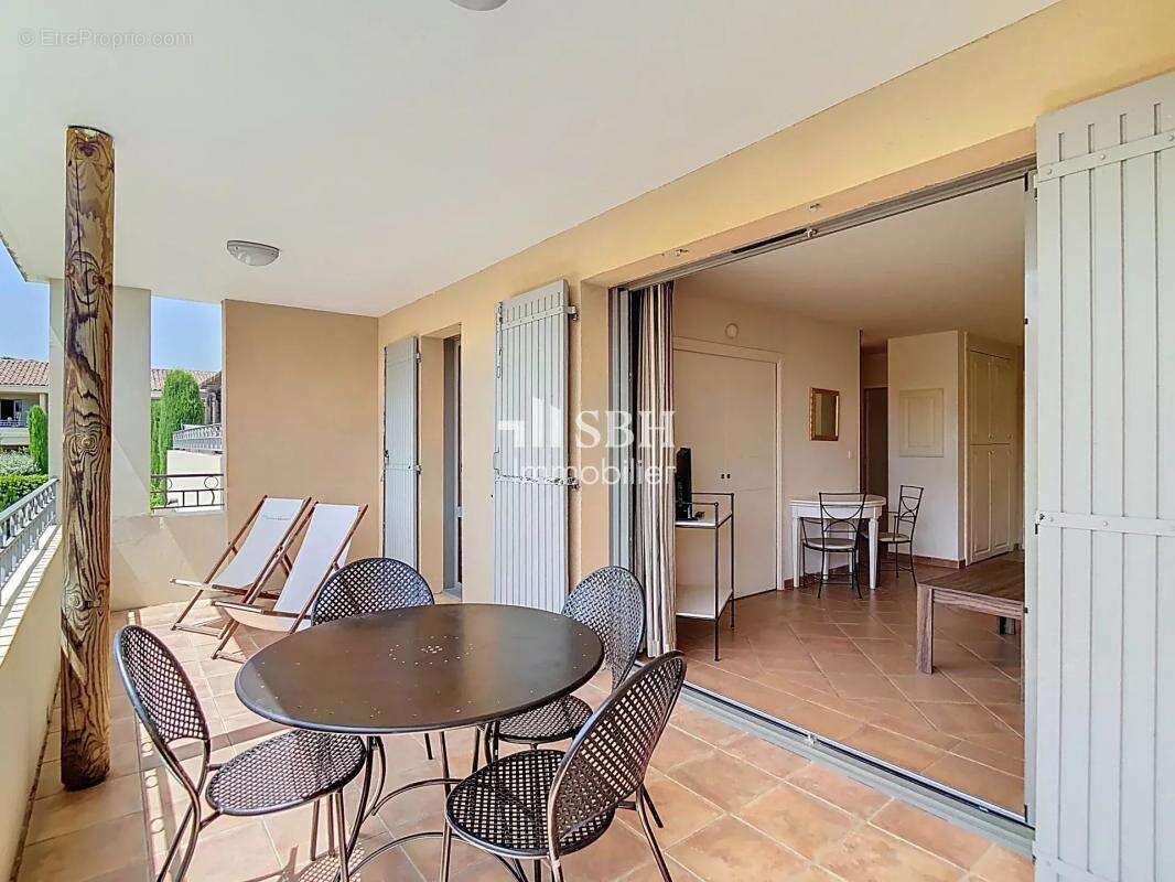 Appartement à SAUMANE-DE-VAUCLUSE