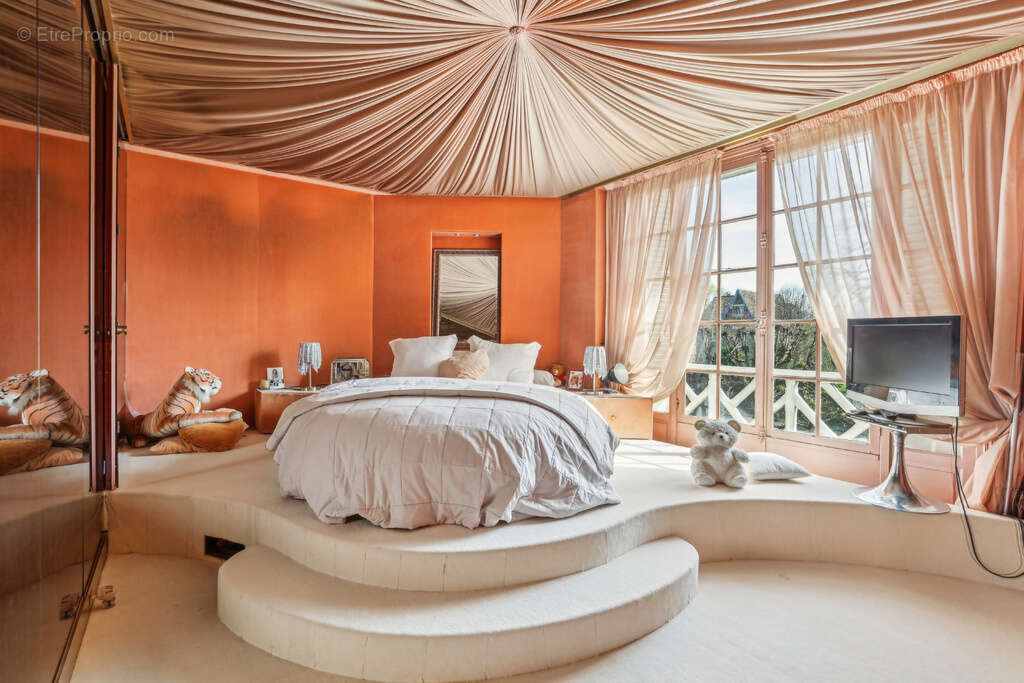 Maison à LE VESINET