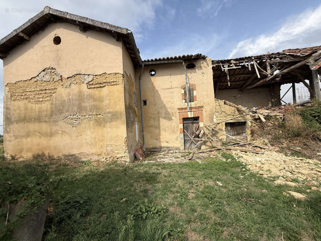 Maison à LABASTIDE-DE-LEVIS