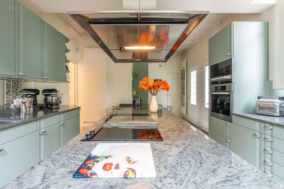 Maison à SAINT-MAUR-DES-FOSSES