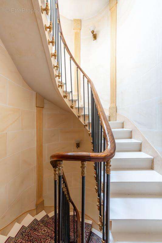 Maison à SAINT-MAUR-DES-FOSSES