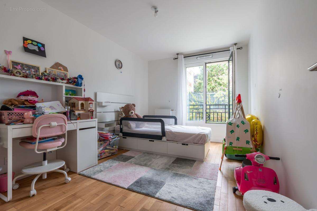 Appartement à SAINT-MAUR-DES-FOSSES