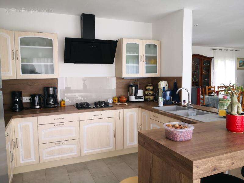 Maison à LA TURBALLE