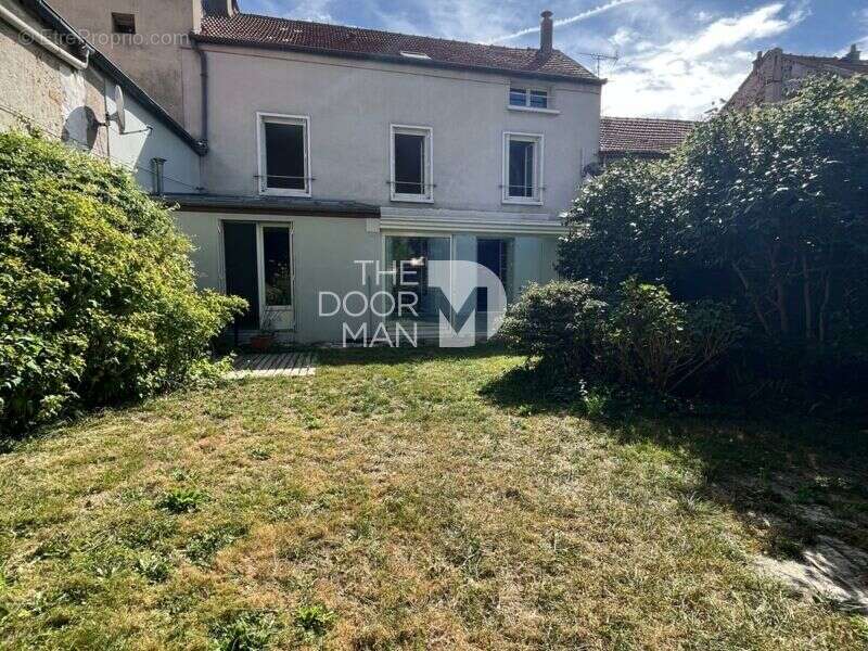 Maison à LONGJUMEAU