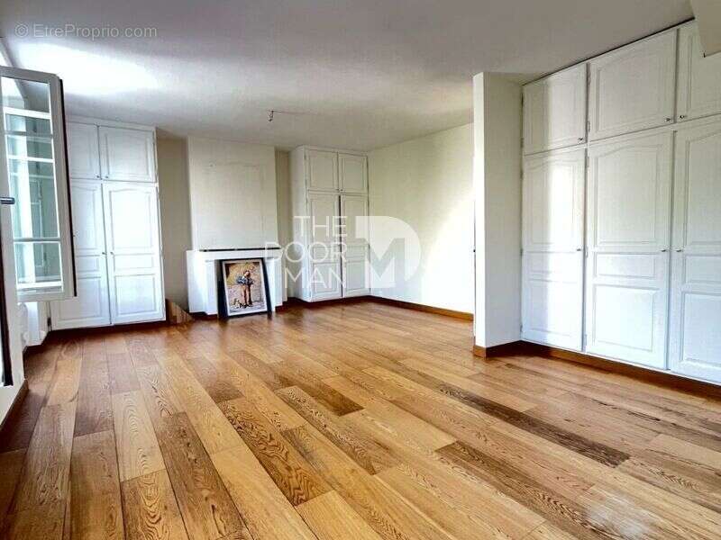 Maison à LONGJUMEAU