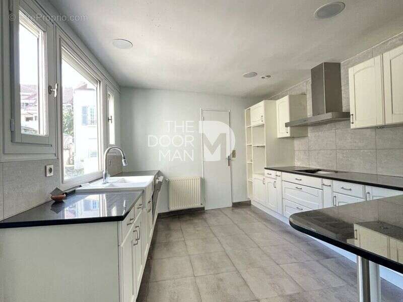 Maison à LONGJUMEAU