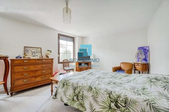 Maison à MERY-SUR-OISE