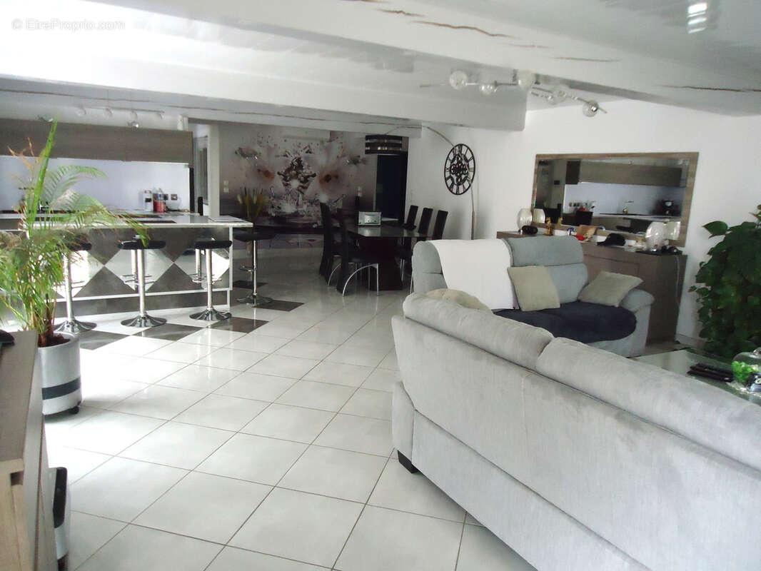 Maison à CASTELSARRASIN