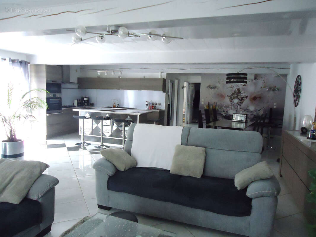 Maison à CASTELSARRASIN