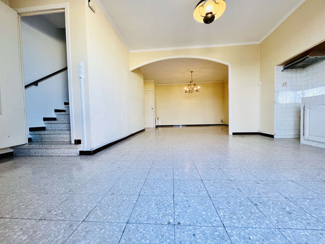 Maison à CLERMONT-L'HERAULT