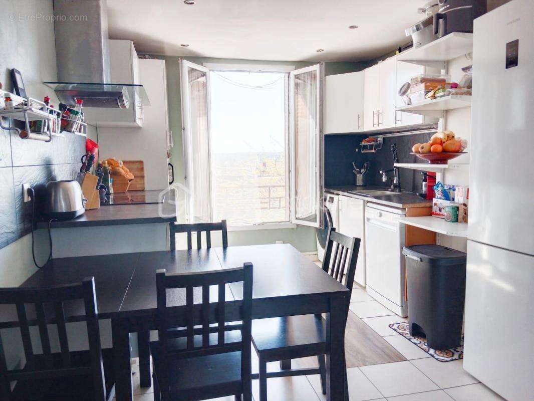 Appartement à BONNEUIL-SUR-MARNE