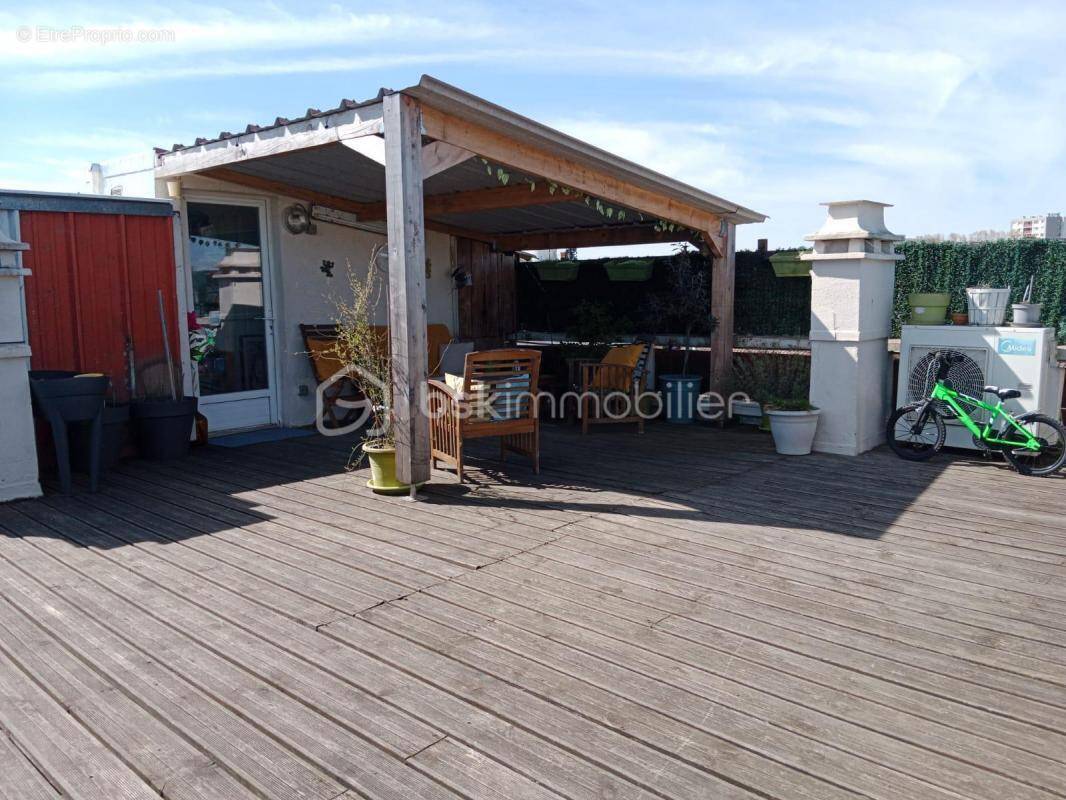 Appartement à BONNEUIL-SUR-MARNE