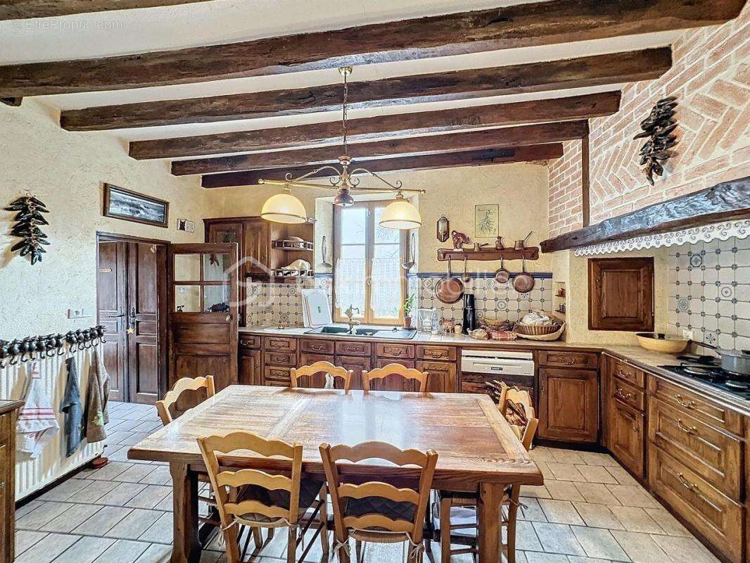 Maison à SANCY-LES-PROVINS