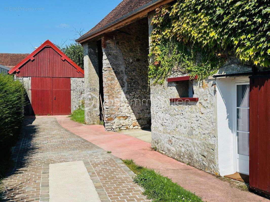 Maison à SANCY-LES-PROVINS