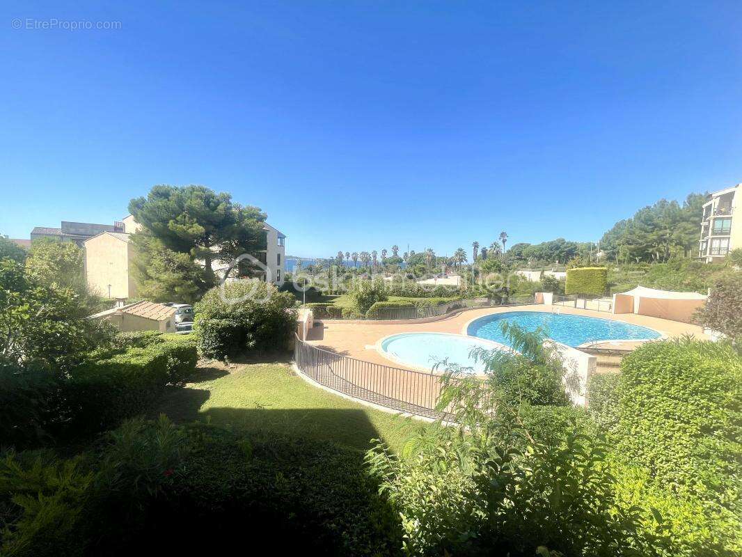 Appartement à SIX-FOURS-LES-PLAGES