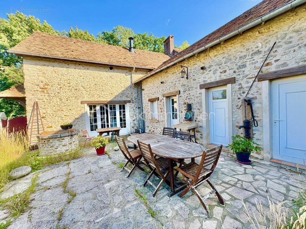 Maison à BONNIERES-SUR-SEINE