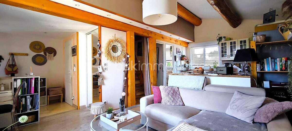 Appartement à LAMBESC