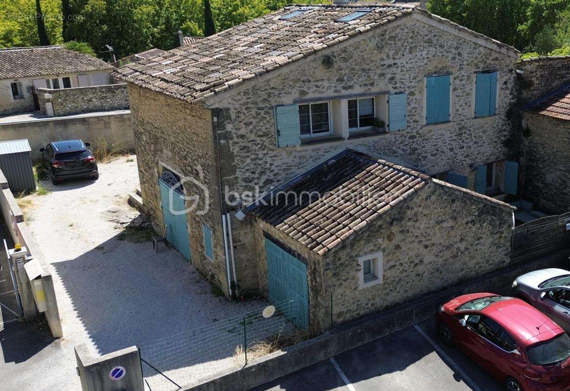 Appartement à LAMBESC