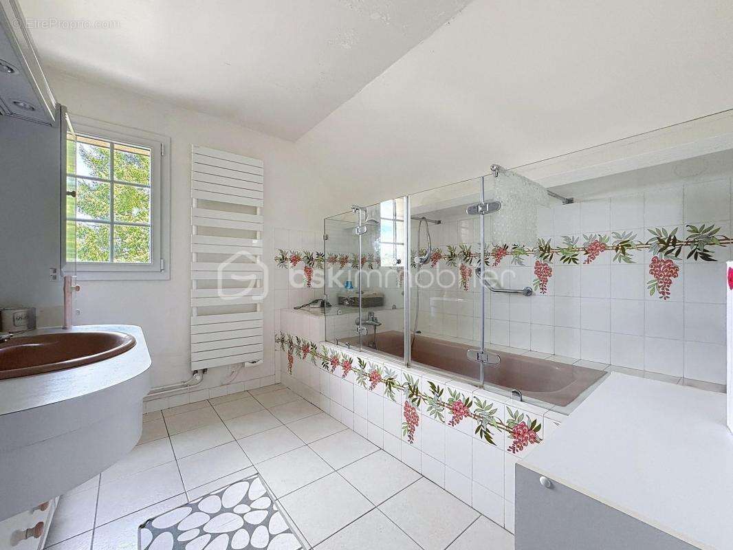 Maison à VIMOUTIERS