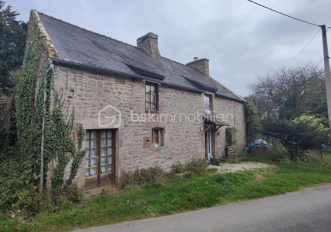 Maison à PLELAN-LE-PETIT