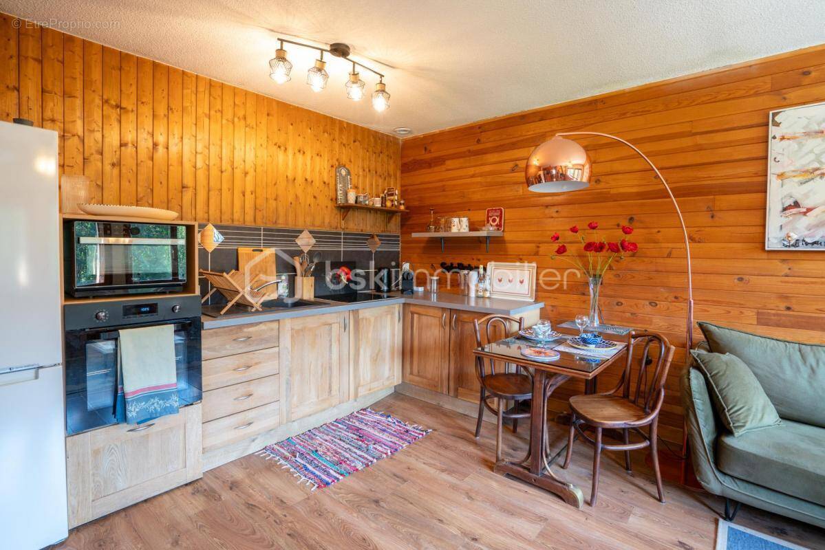 Appartement à DINGY-SAINT-CLAIR