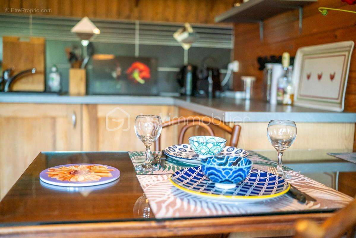 Appartement à DINGY-SAINT-CLAIR