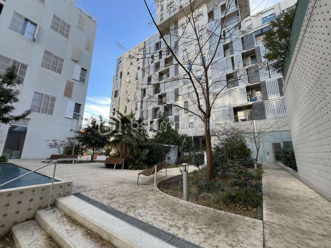 Appartement à MARSEILLE-2E