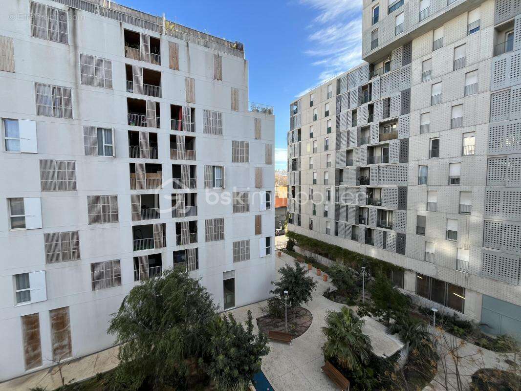 Appartement à MARSEILLE-2E