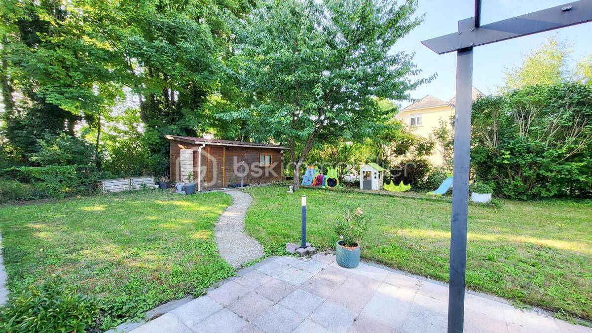 Maison à BOULT-SUR-SUIPPE