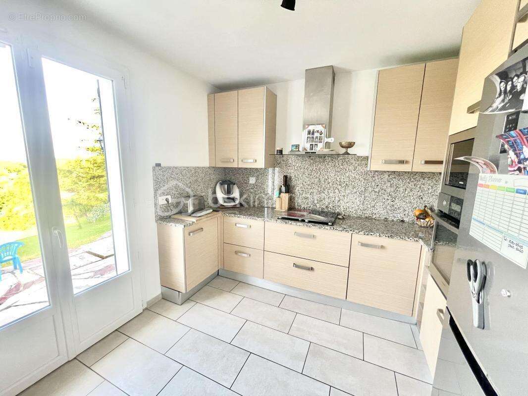 Maison à THORIGNY-SUR-MARNE