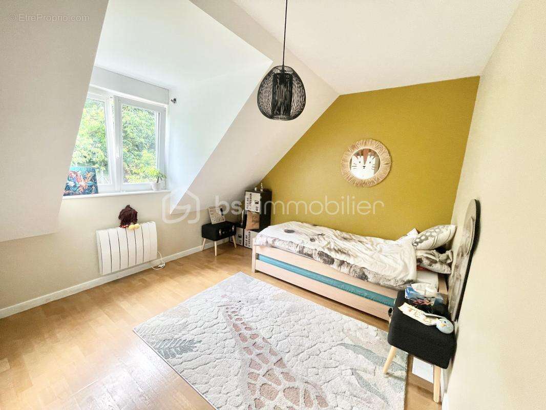 Maison à THORIGNY-SUR-MARNE