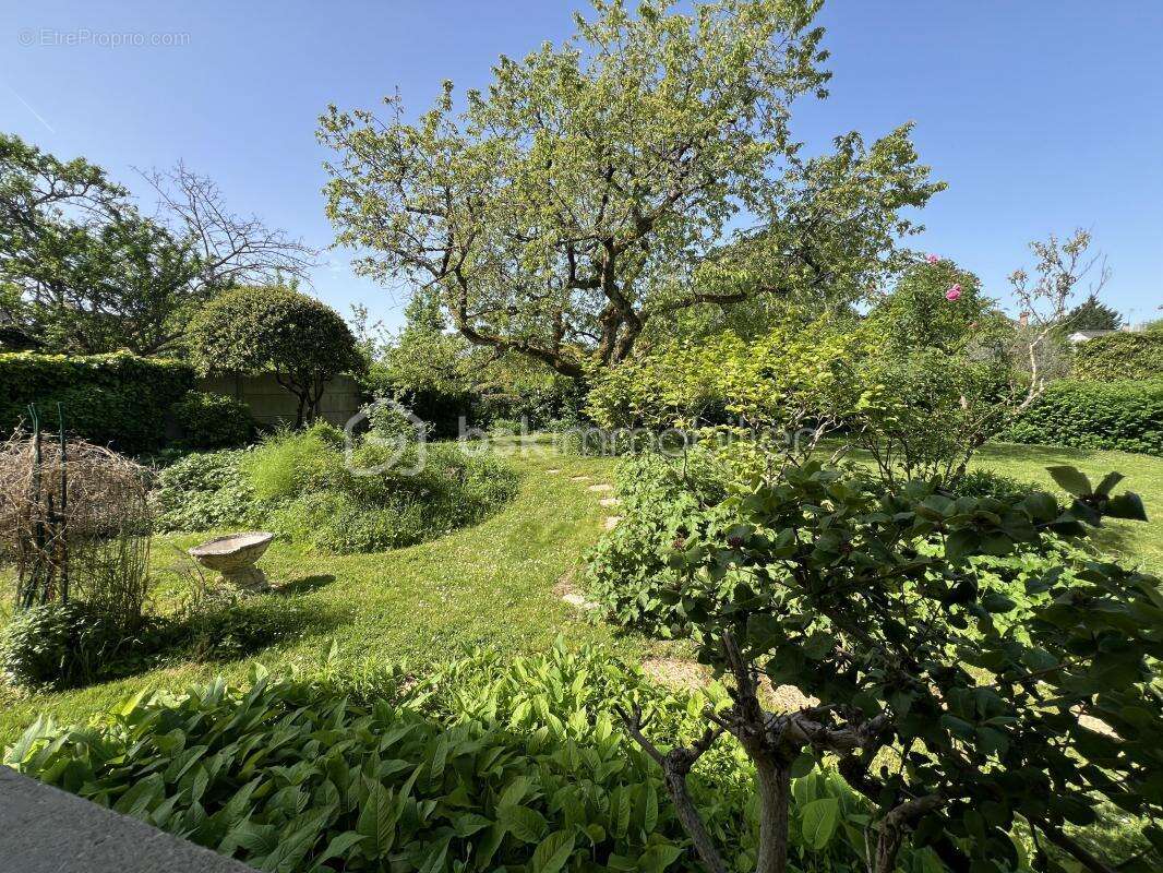 Maison à JANVILLE-SUR-JUINE