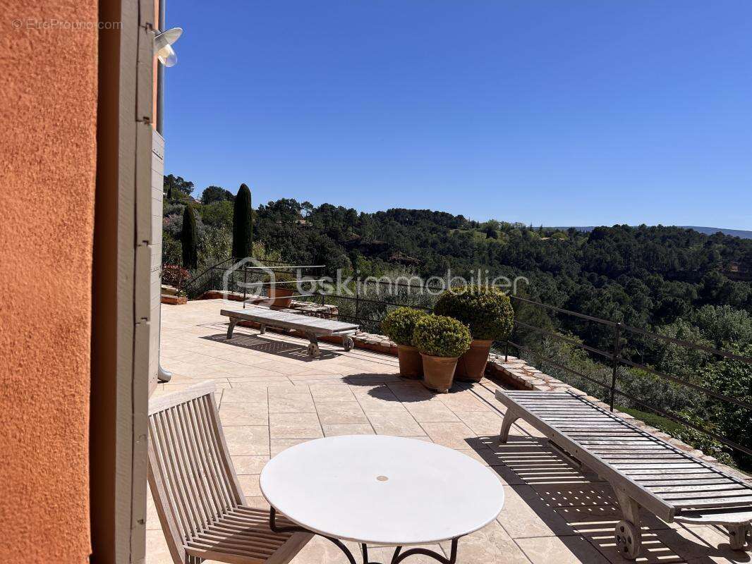 Maison à ROUSSILLON