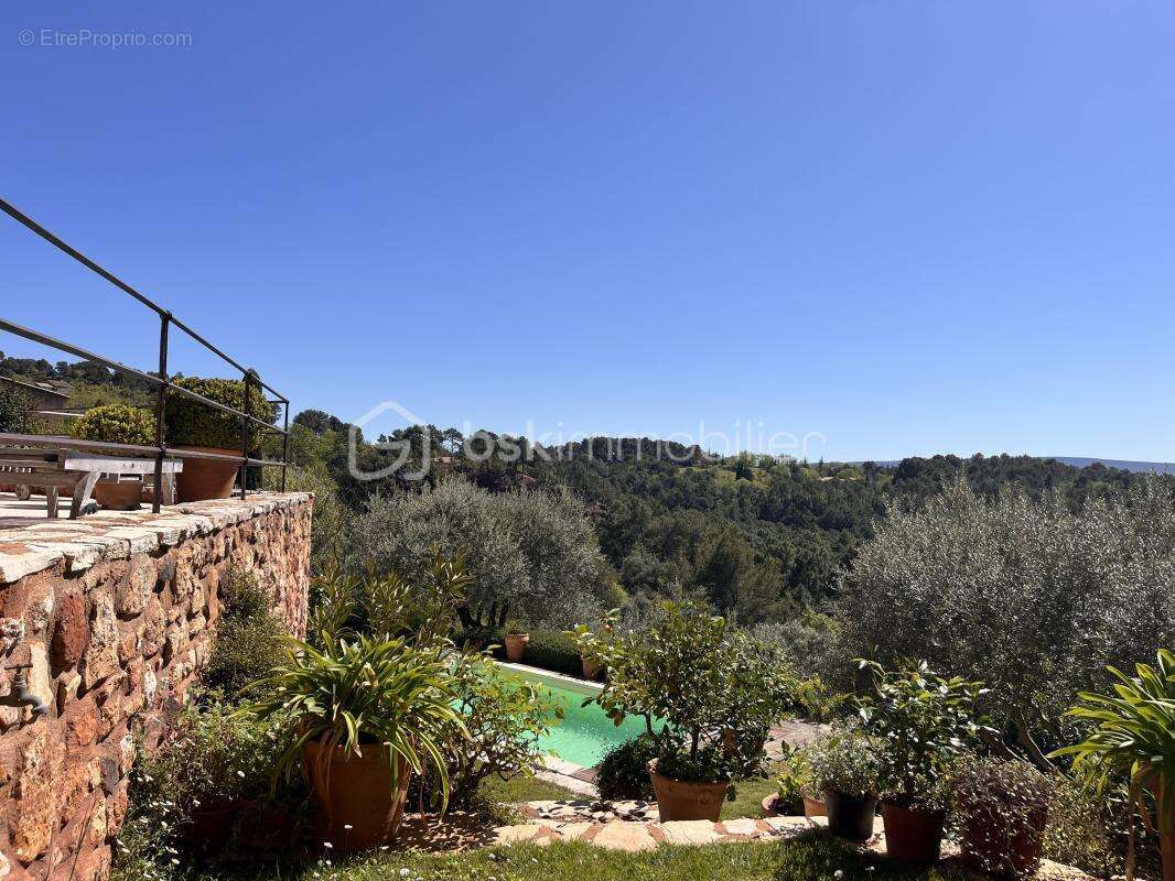 Maison à ROUSSILLON