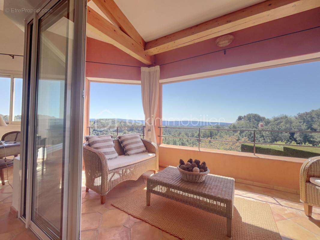 Maison à ROUSSILLON