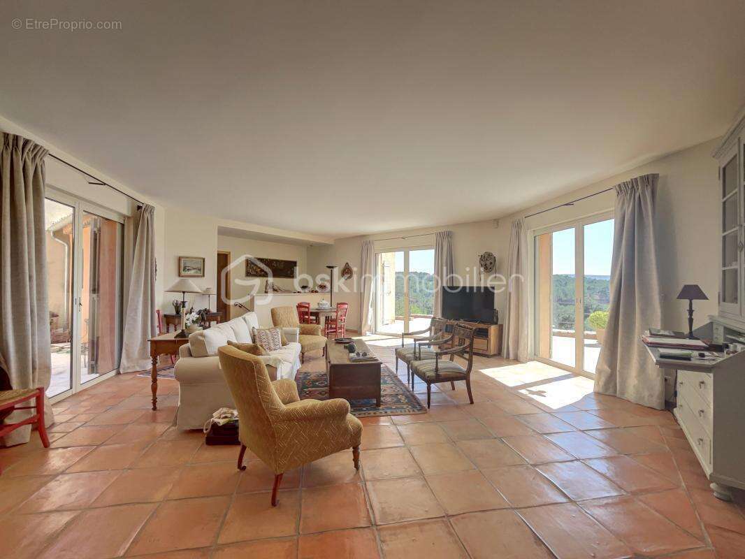 Maison à ROUSSILLON