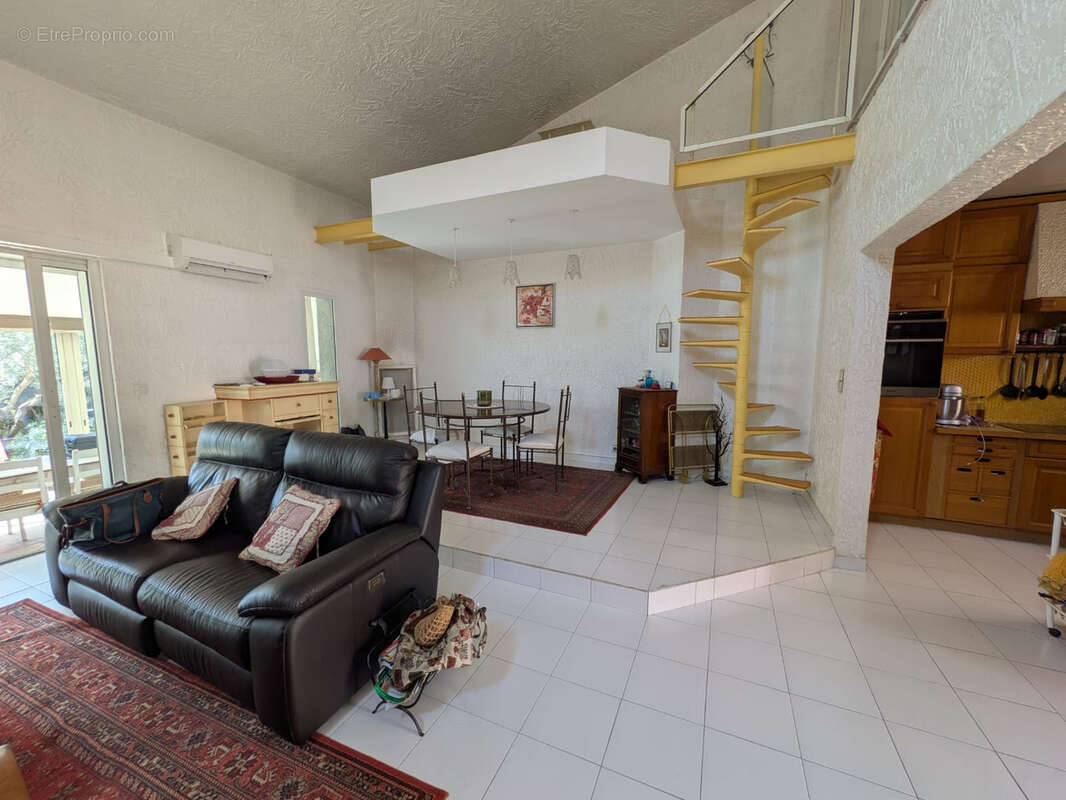 Maison à PEYMEINADE