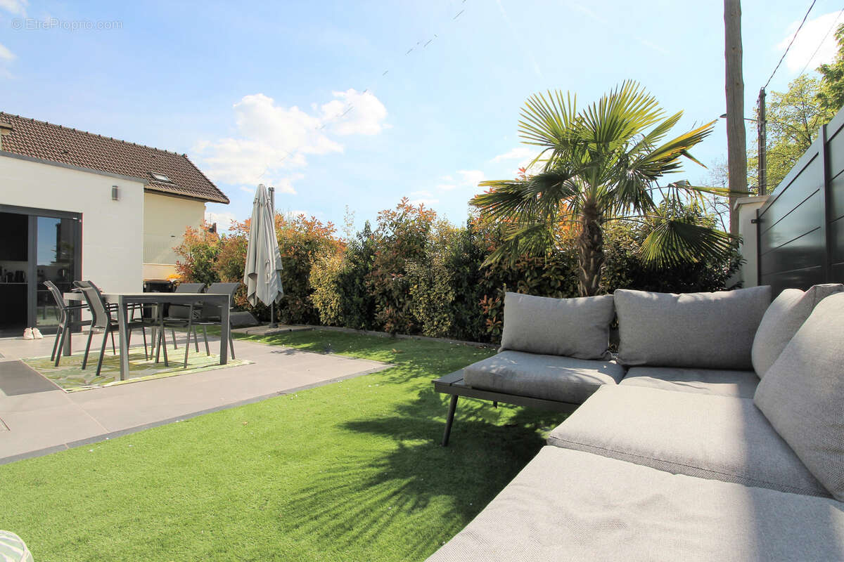 Maison à ORMESSON-SUR-MARNE