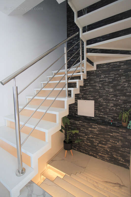 Maison à ORMESSON-SUR-MARNE