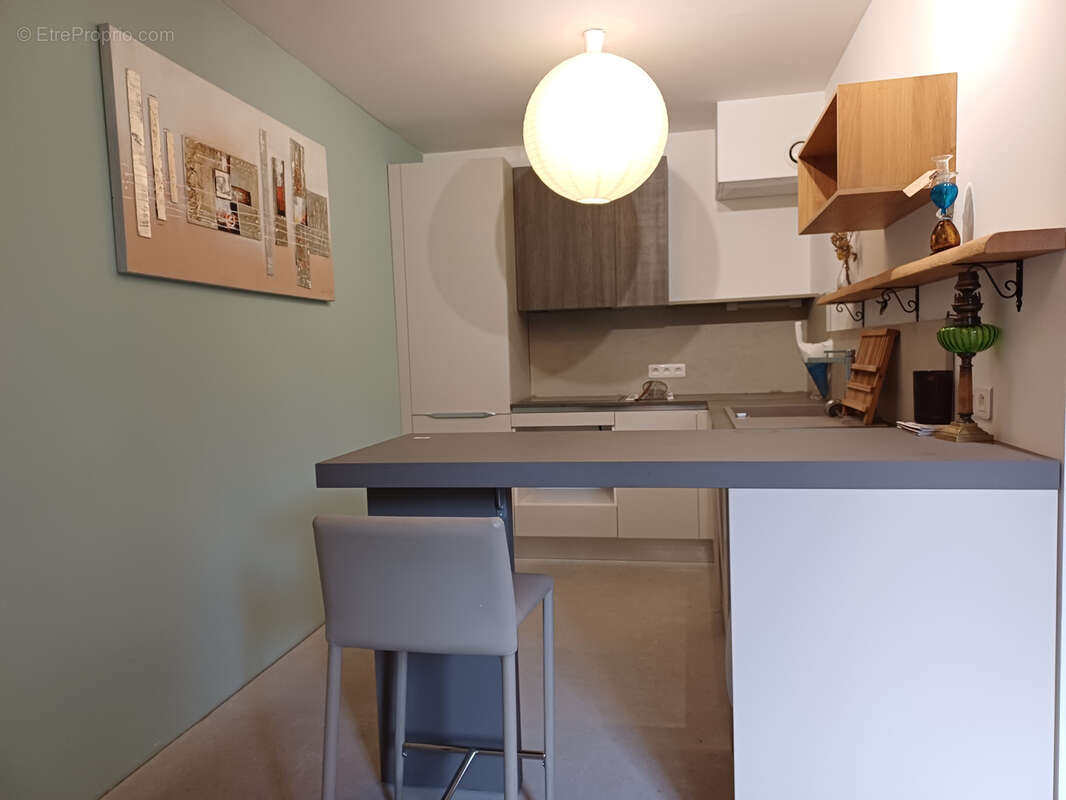 Commerce à SAINT-RAPHAEL