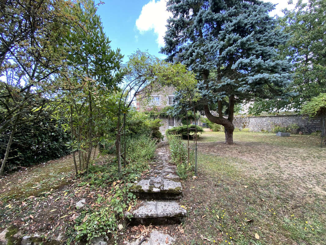 Maison à LA FERTE-MACE