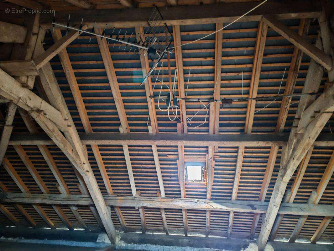 Maison à MONTIPOURET