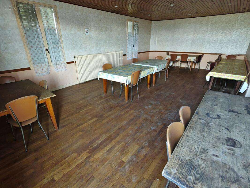 Maison à MONTIPOURET