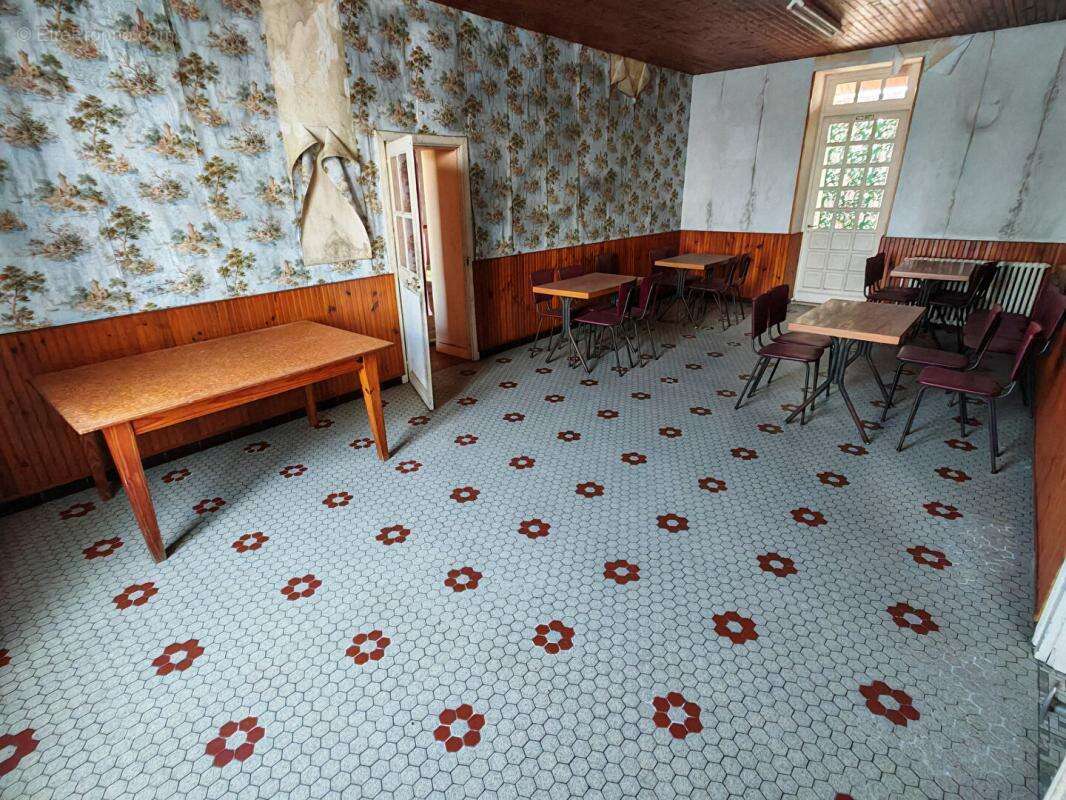 Maison à MONTIPOURET