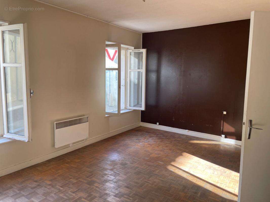 Maison à BONNY-SUR-LOIRE